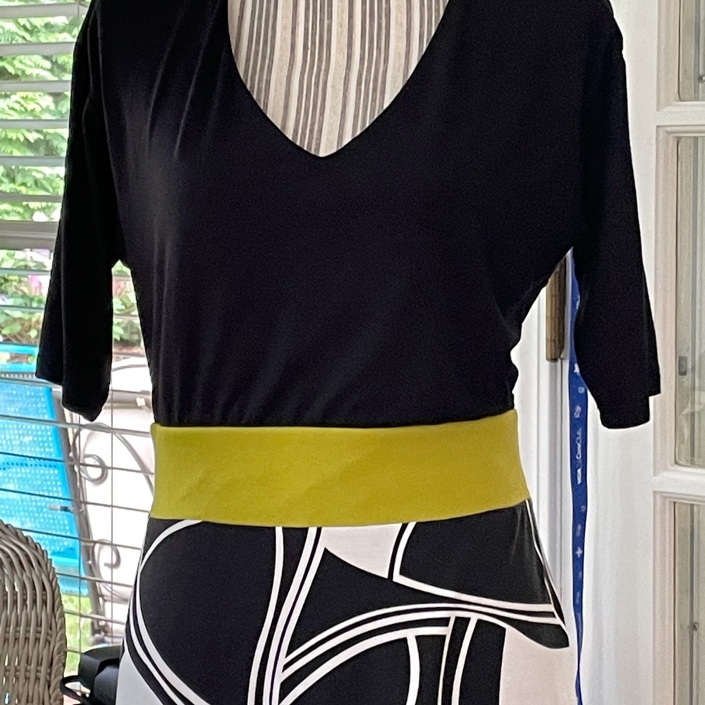 DONNA DEGNAN dress. Size L